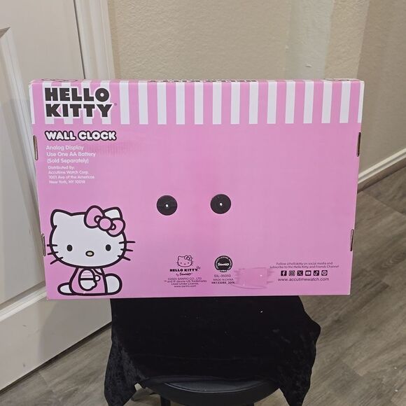 Hello Kitty Bow Analog Wall Clock- Pink - Picture 5 of 7